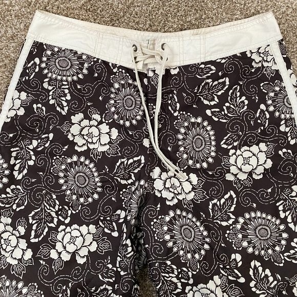 Old Navy Board Shorts Lined  Mens Swim Size L - Picture 1 of 6